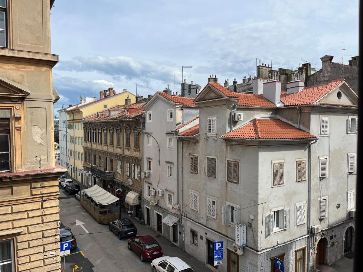 Apartman Lora Apartment Rijeka Exterior photo